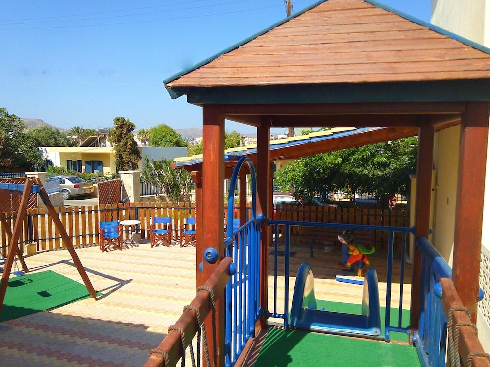 Blue Aegean Hotel & Suites 구베스 외부 사진