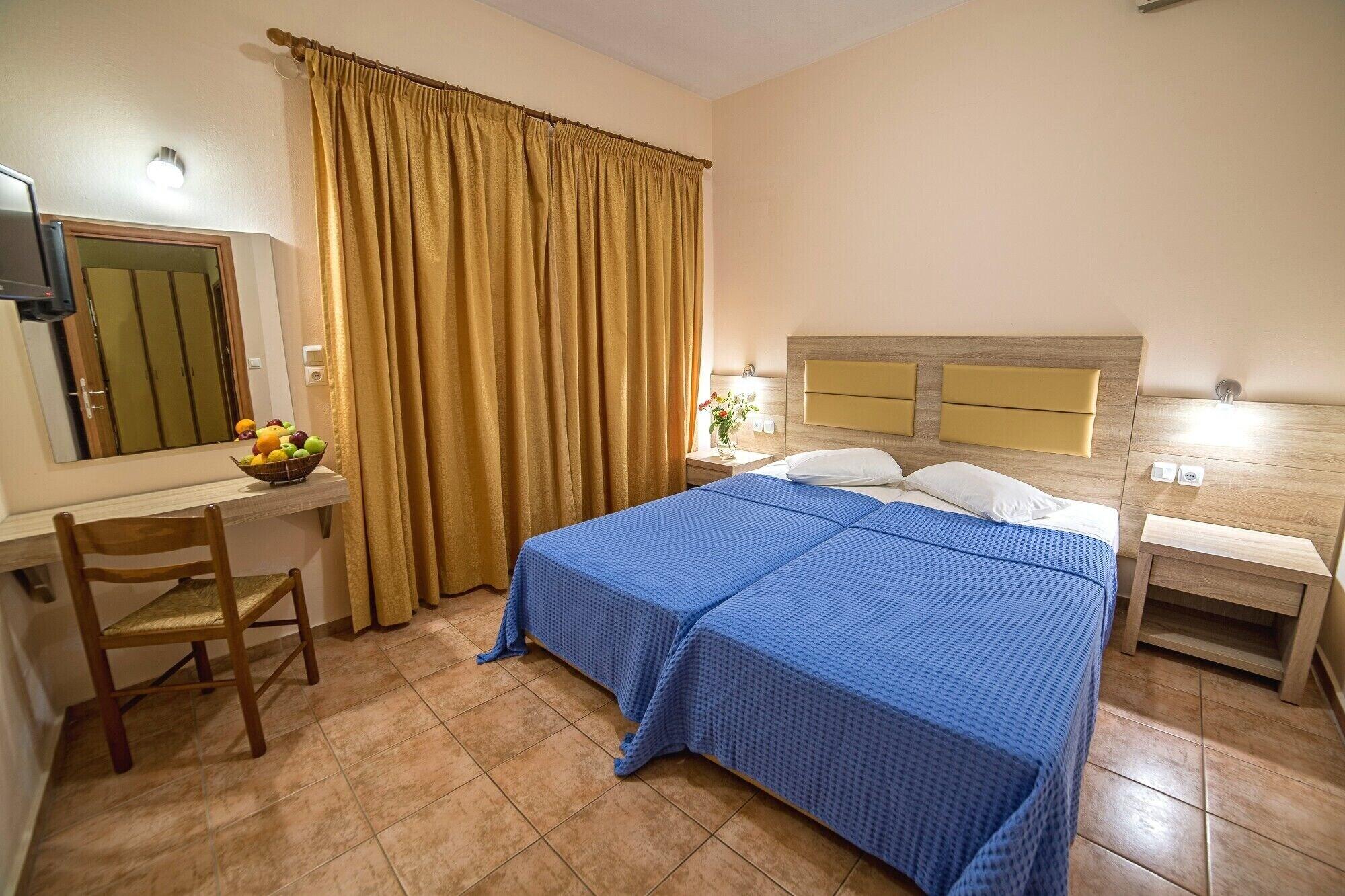 Blue Aegean Hotel & Suites 구베스 외부 사진