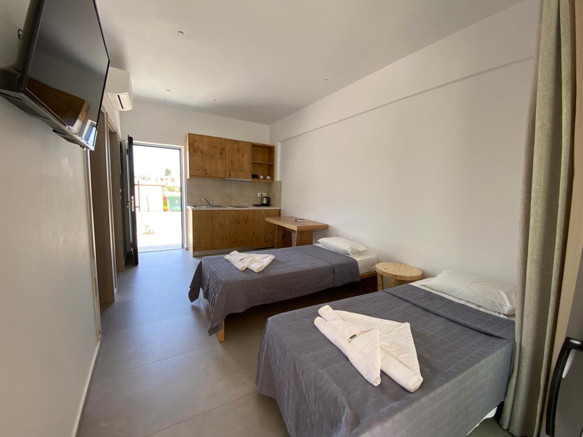 Blue Aegean Hotel & Suites 구베스 외부 사진