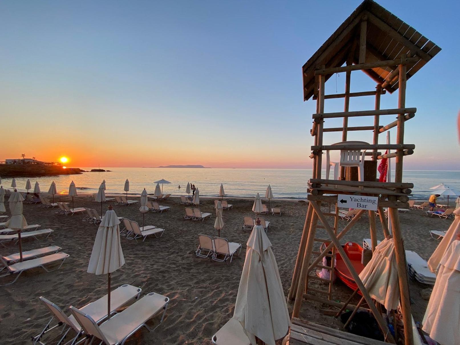 Blue Aegean Hotel & Suites 구베스 외부 사진